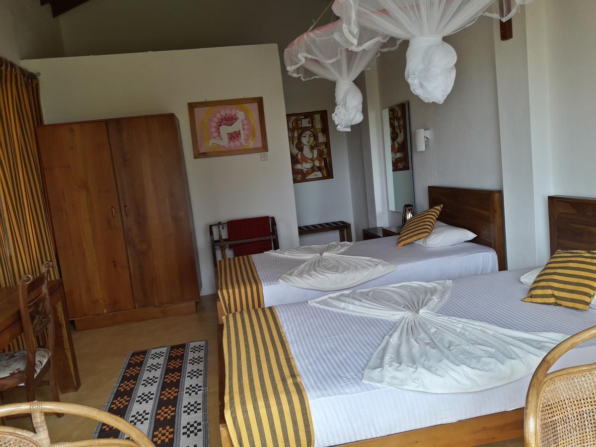 Muthumuni Ayurveda Beach Resort 베루왈라 외부 사진